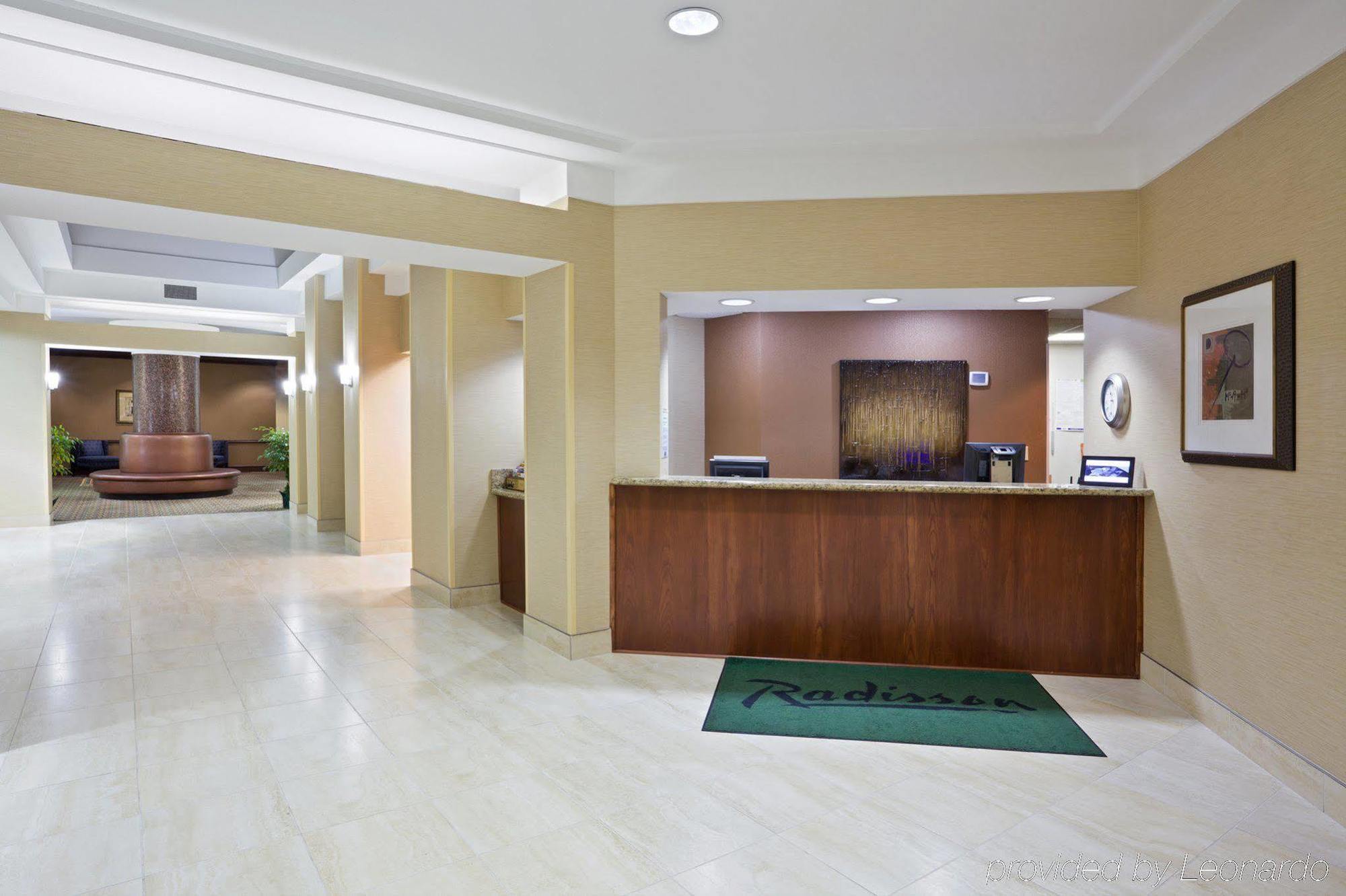 נורת' אולמסטד Hotel Rl Cleveland Airport West מראה פנימי תמונה